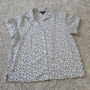 Black and White Patterned Button-Up Shirt